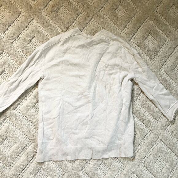 Inhabit 100% cashmere sweater cream v neck side button cozy warm winter - Picture 4 of 6